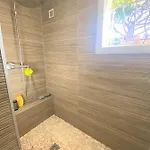 Climatisee Avec Grande Piscine