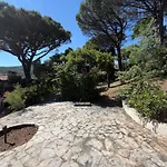 Vila Climatisee Avec Grande Piscine *