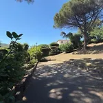 Vila Climatisee Avec Grande Piscine