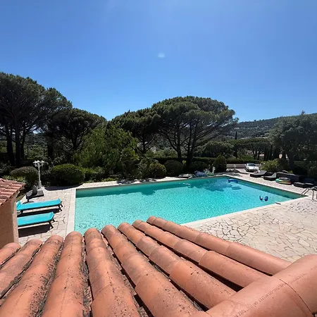 Climatisee Avec Grande Piscine * Sainte-Maxime