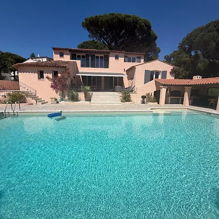 Climatisee Avec Grande Piscine * Sainte-Maxime
